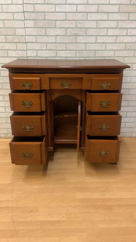 Antique George III Mahogany Kneehole/Dressing Desk