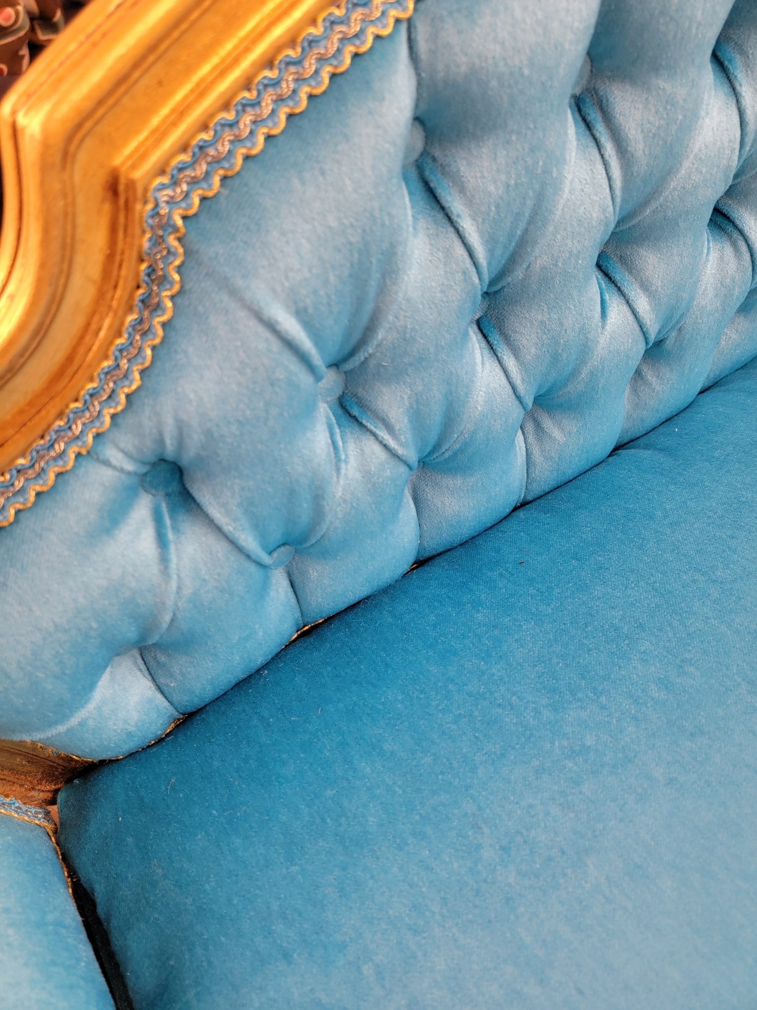 Antique French Regency Gold Gilded Tufted Petite Bench Newly Reupholstered Emerald Teal Mohair