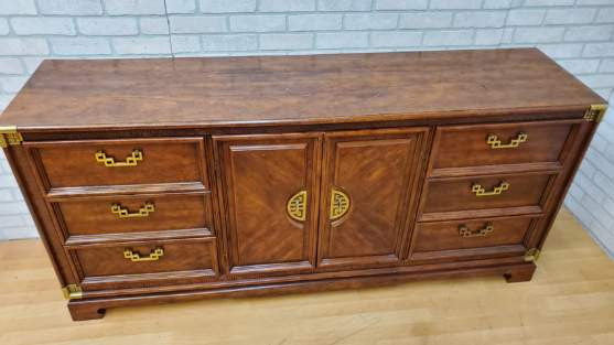 Hollywood Regency Bassett Furniture Asian Chinoiserie Credenza