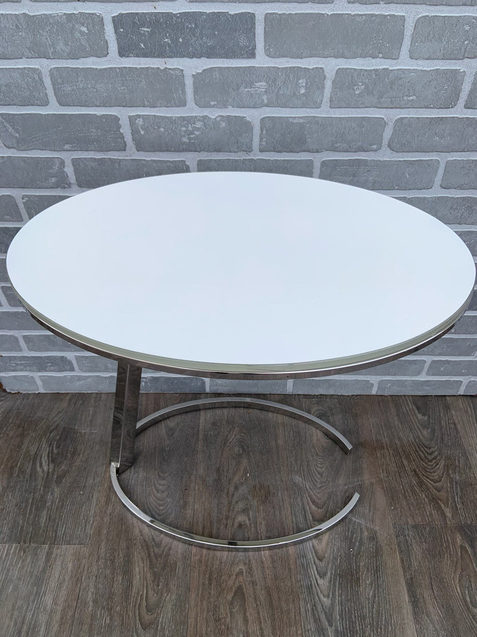 Contemporary Oval White Glass Top with Metal Base Side/End Table
