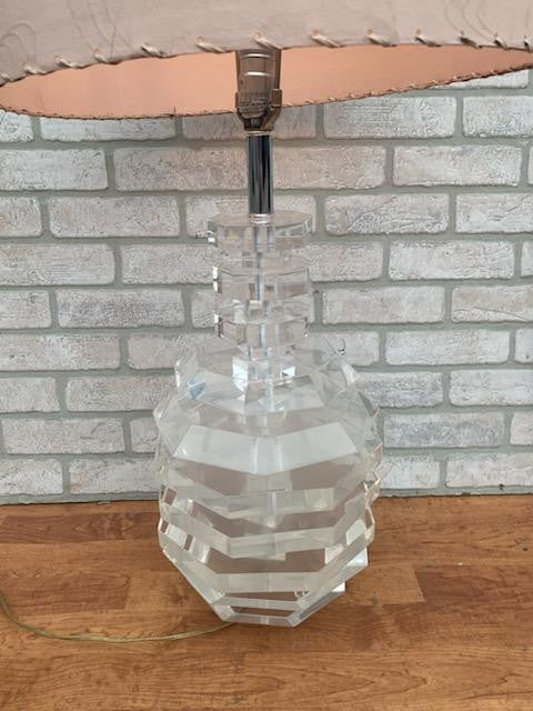 Mid Century Modern Lucite Table Lamp