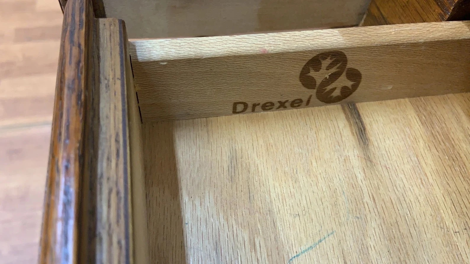 Vintage Drexel Chatham Oaks Collection Chippendale Style Oak Console Table Desk