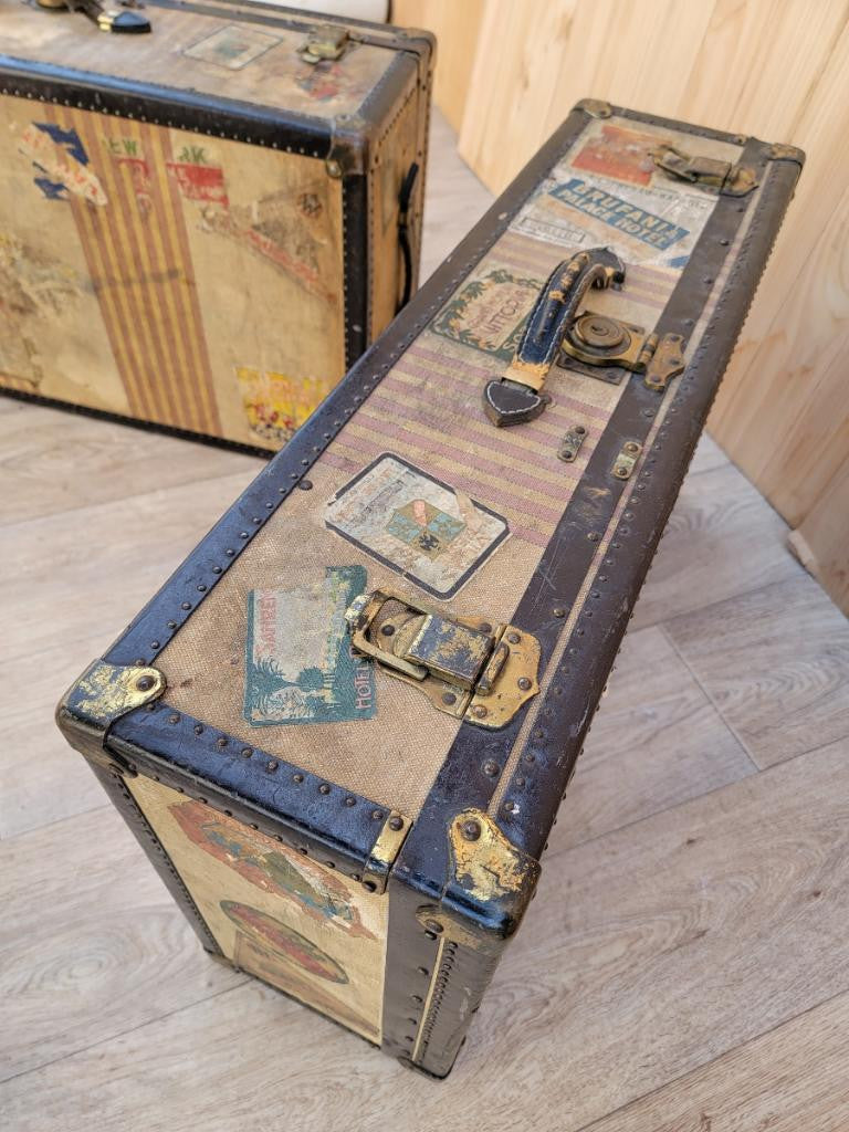 Vintage Trunk Style Travel Luggage - Set of 2