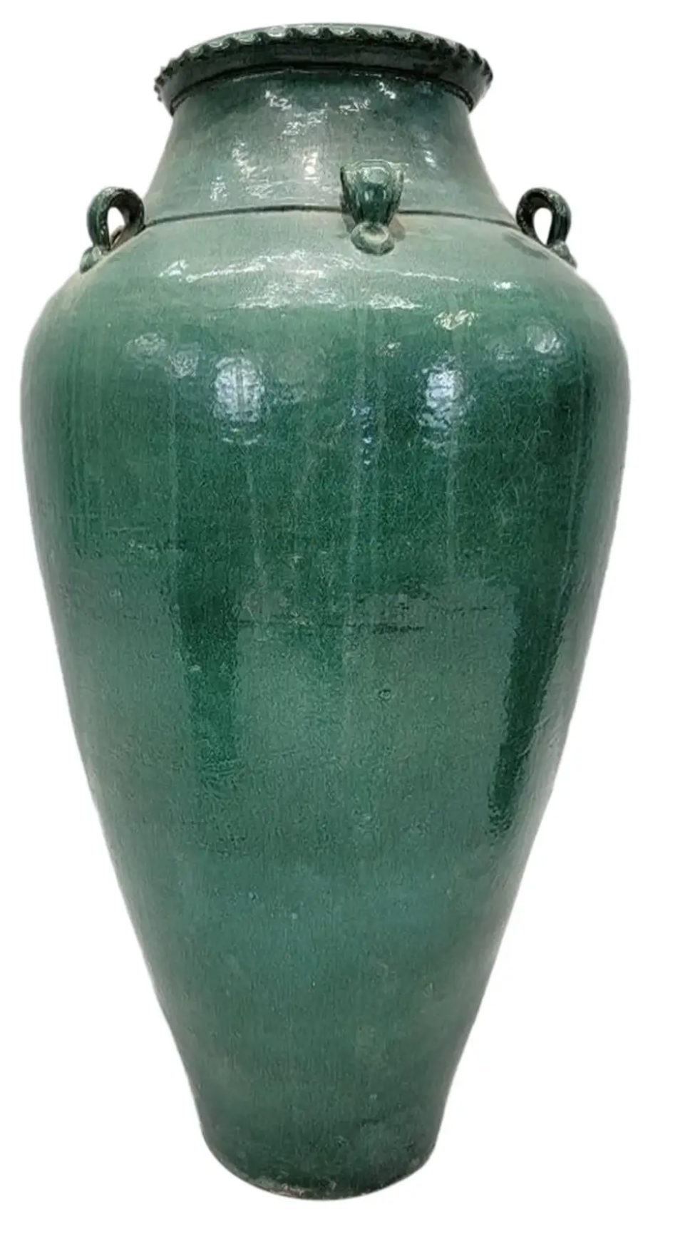 POTTERY AND VESSELS