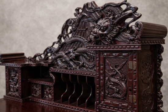 OFFICE FURNITURE & ACCESSORIES