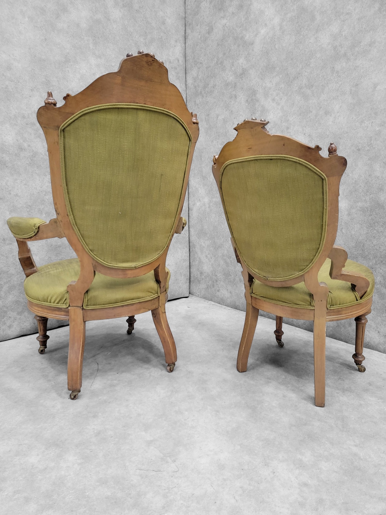 Antique Victorian John Jelliff Style Carved Ornate His and Hers Tufted Parlor Chairs - Set of 2