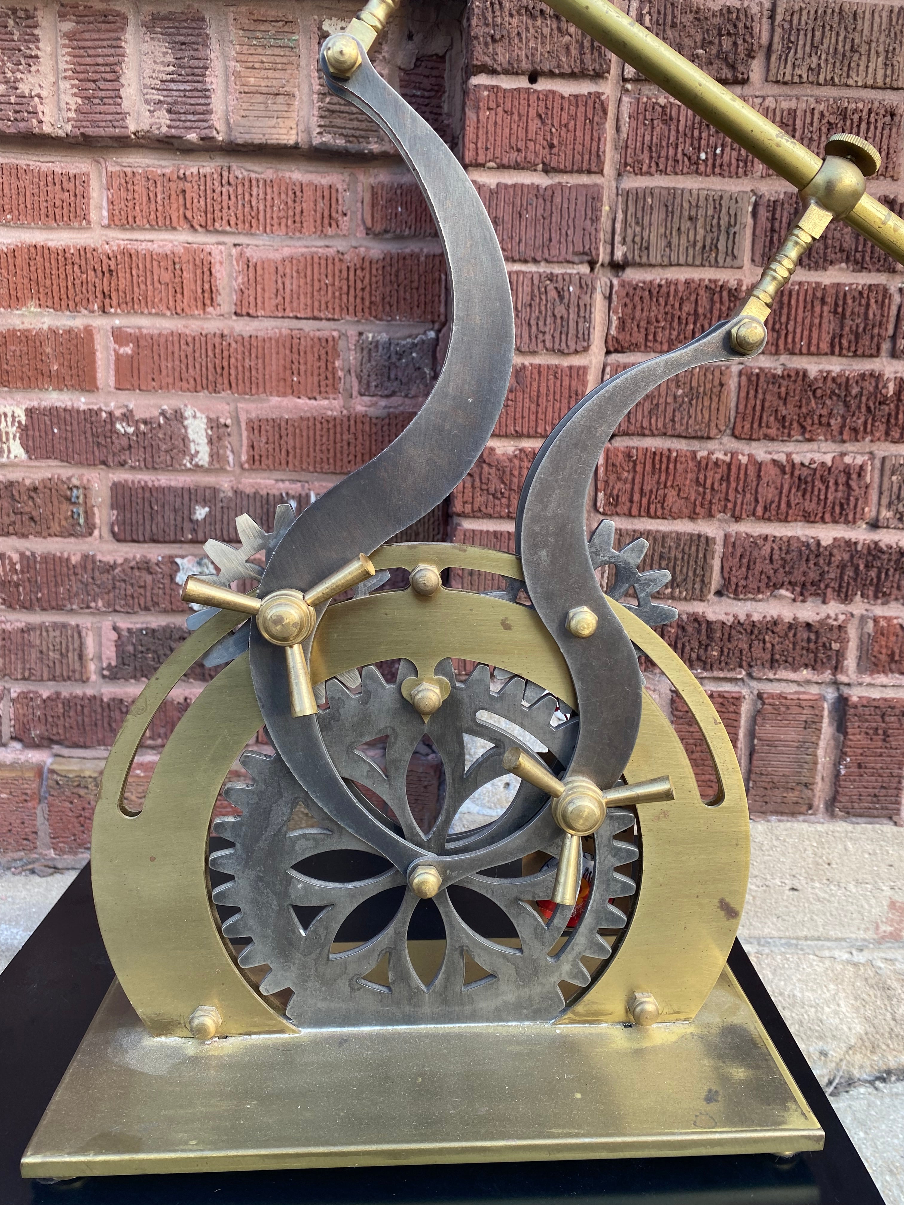 Vintage Industrial Steampunk Rotating Gear Adjustable Brass Table Lamp