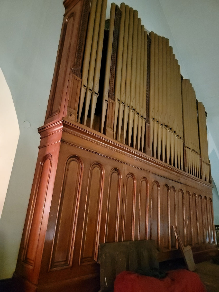 Antique Neo Gothic Pipe Church Organ in Oak Casement