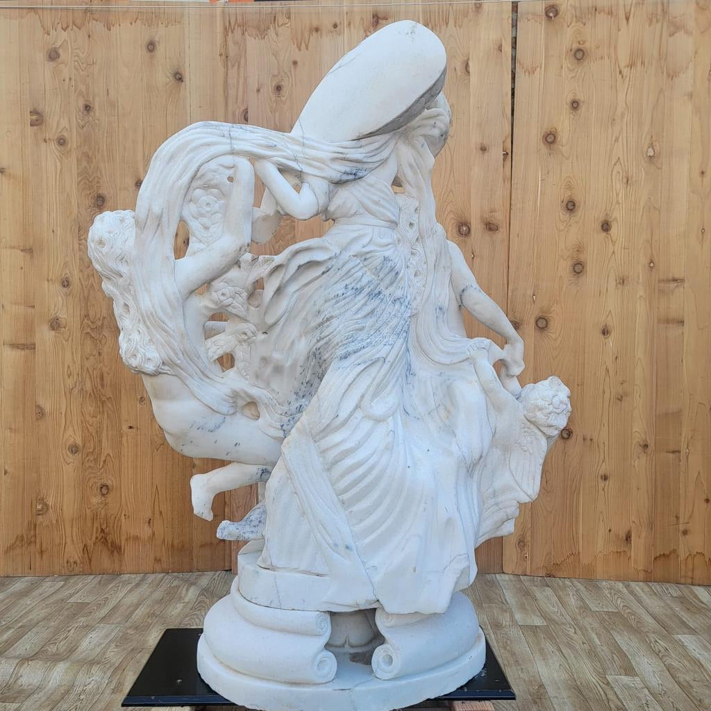 Antique Italian White Carrara Marble Sculpture After "Toilette De Vénus" After Louis-Simon Boizot
