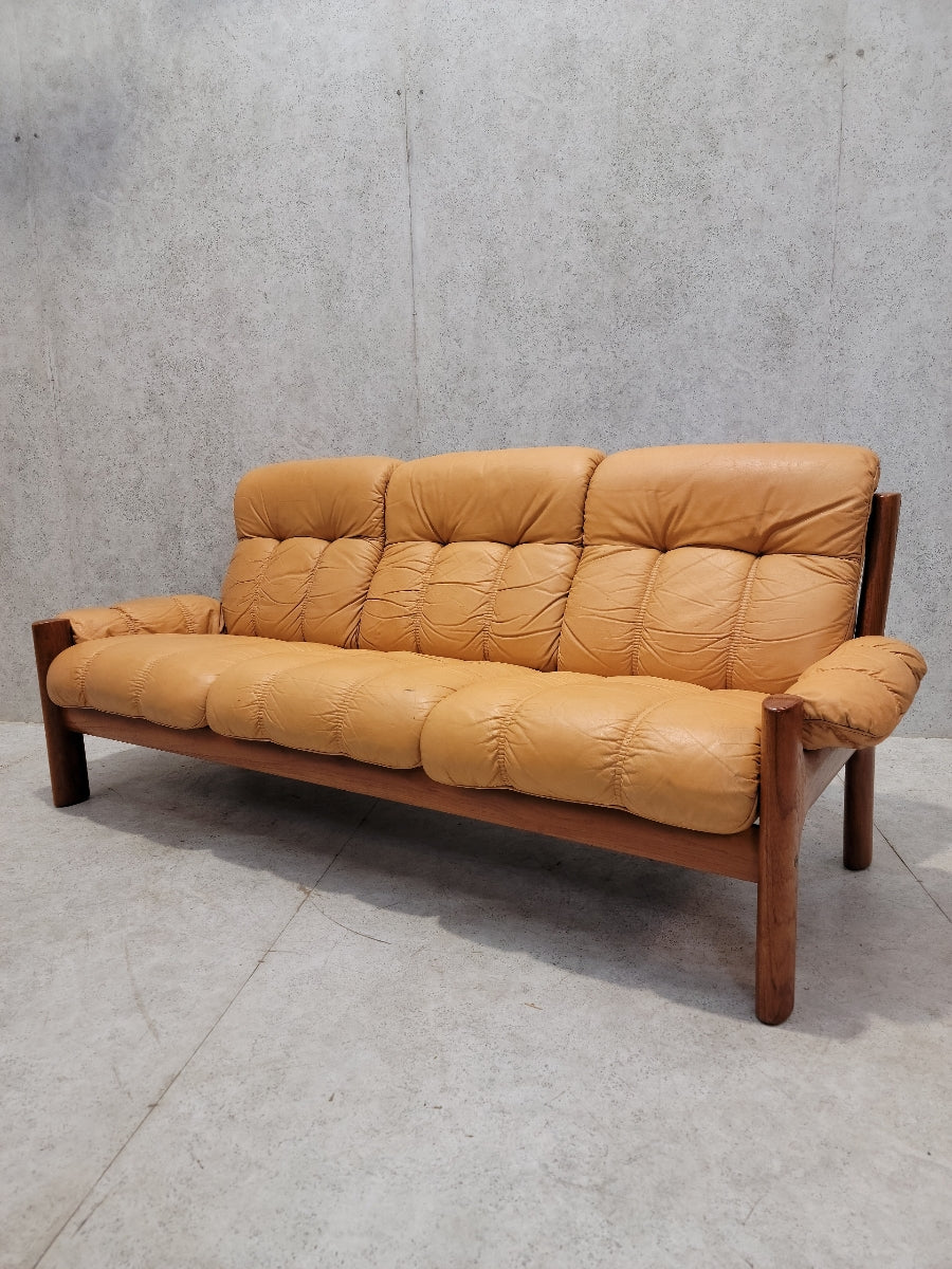 Mid Century Danish Modern Teak & Leather Sofa from Ekornes by Stressless