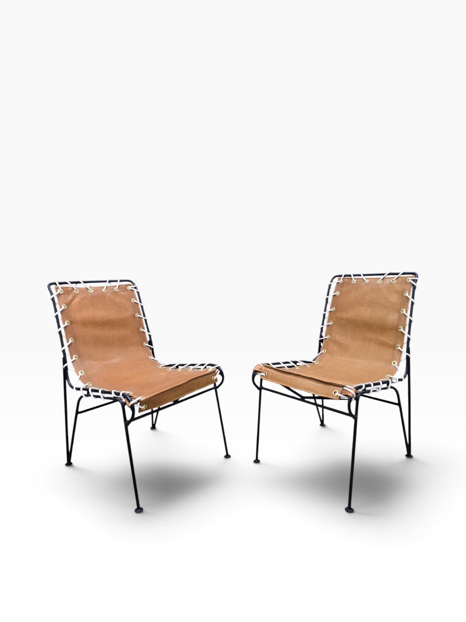Pair of Pipsan Saarinen Swanson for Ficks Reed Sol-Air Lounge Chairs in Edelman Leather