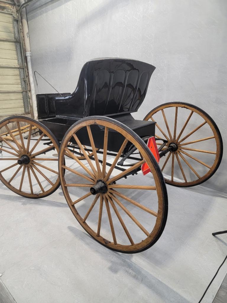 Antique Fully Restored & Functional Horse-Pull Spring Buggy