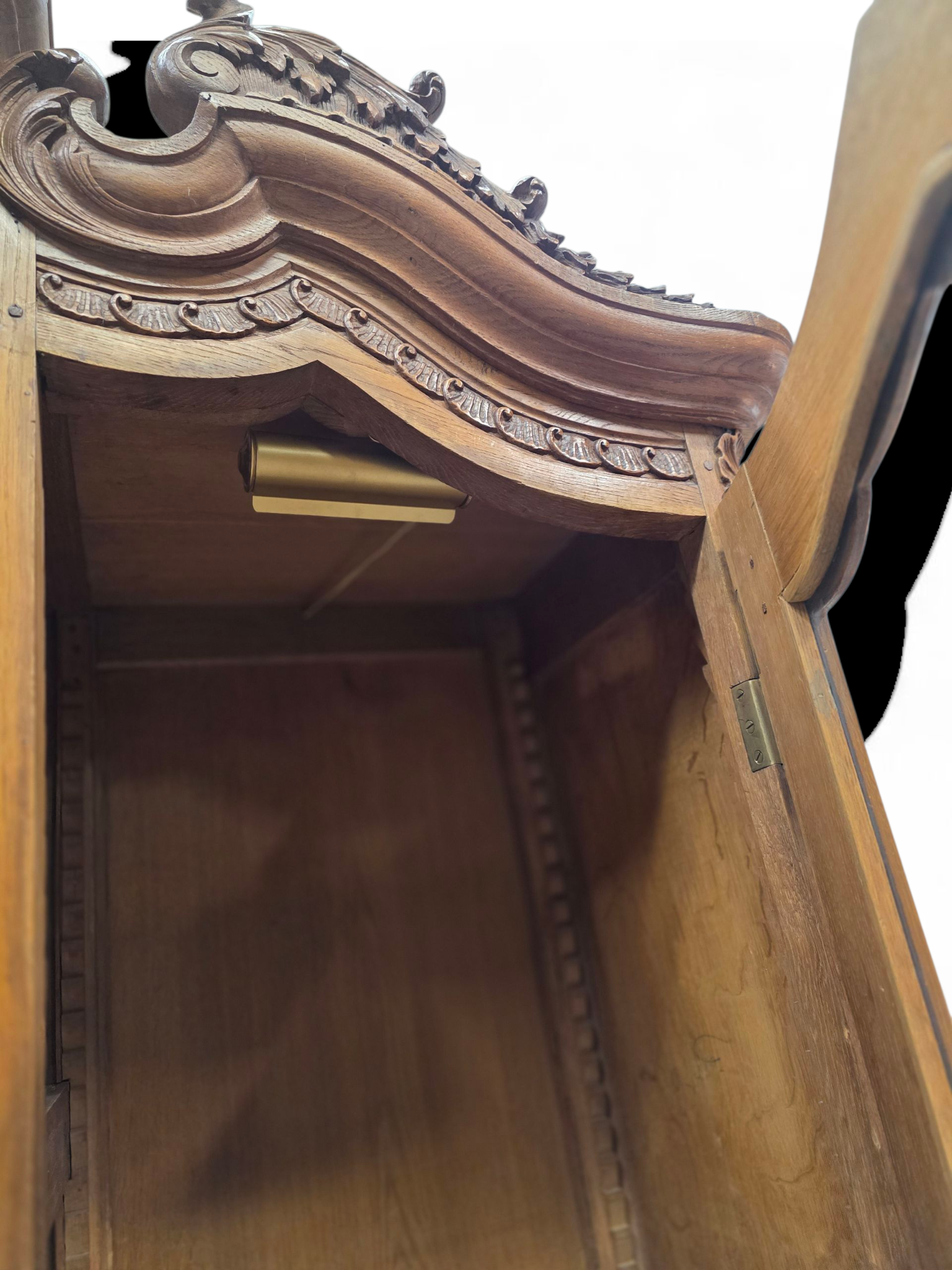 Antique French Louis XV Style Hand-Carved Walnut Vitrine Bookcase