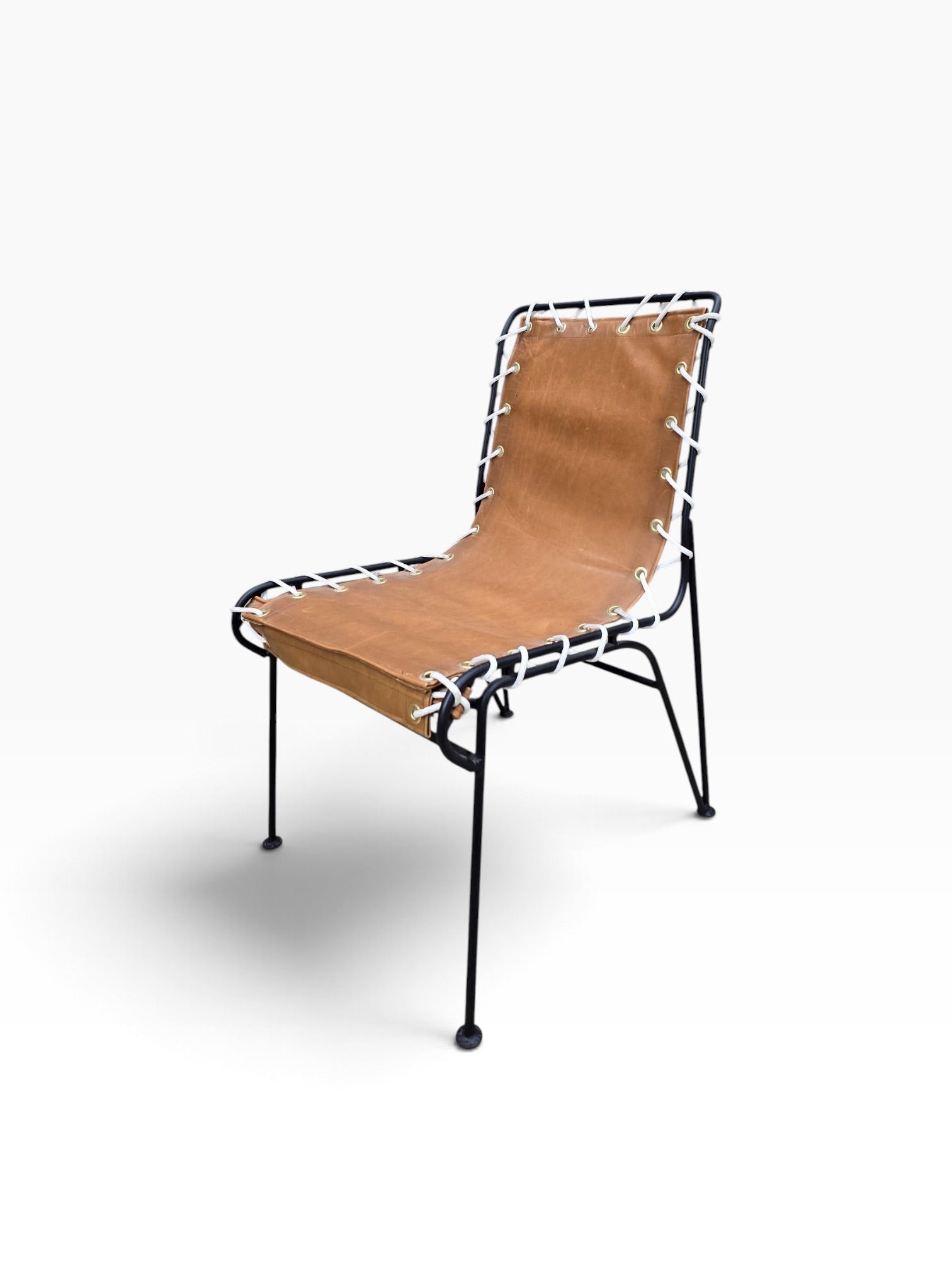 Pair of Pipsan Saarinen Swanson for Ficks Reed Sol-Air Lounge Chairs in Edelman Leather