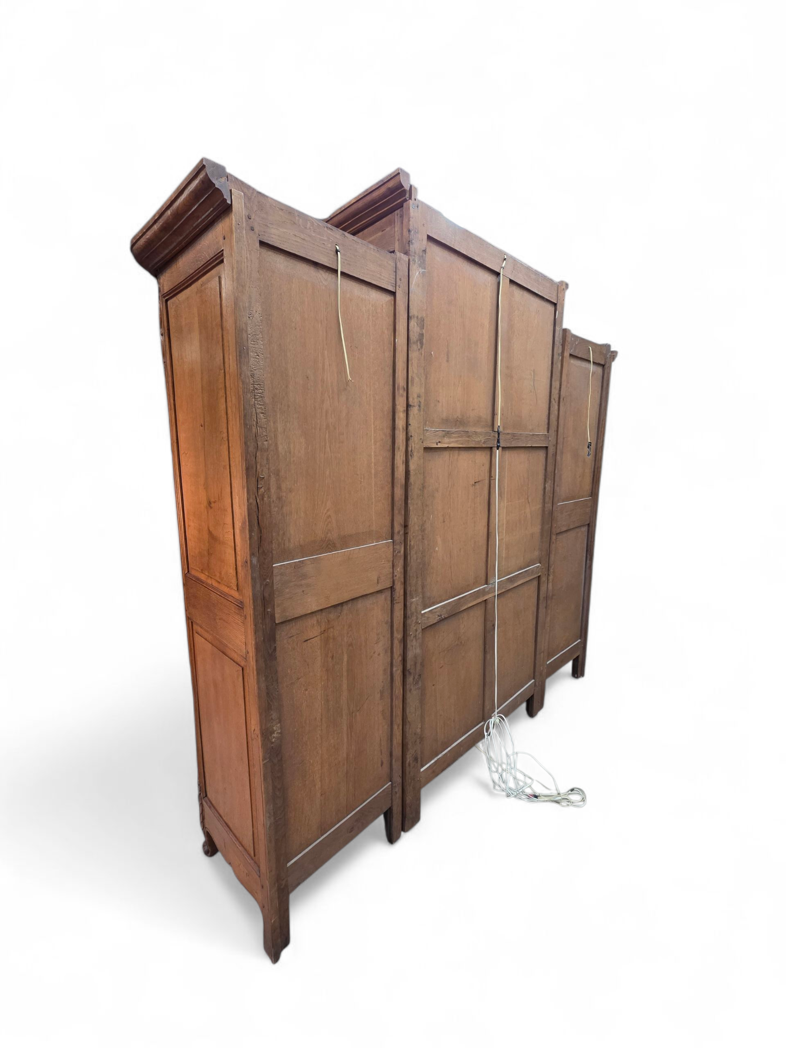 Antique French Louis XV Style Hand-Carved Walnut Vitrine Bookcase