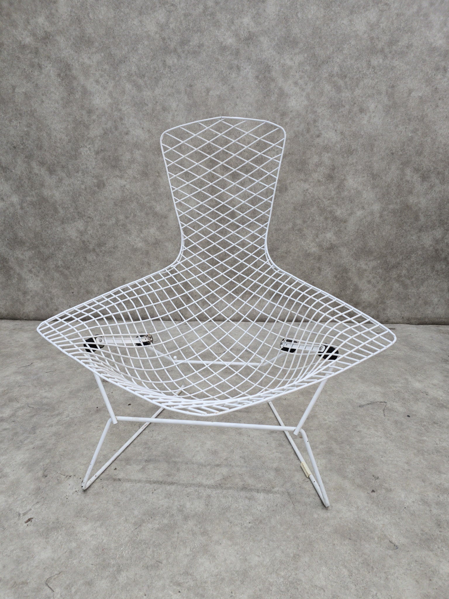 Mid Century Modern Harry Bertoia for Knoll Bird Lounge Chair in White