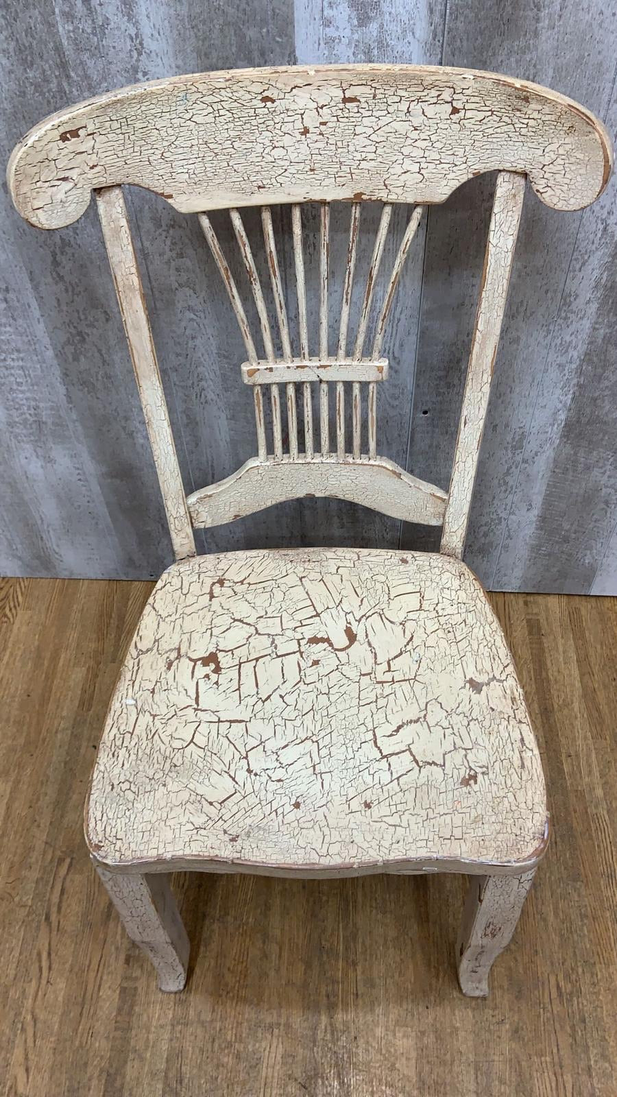 Vintage Farmhouse Style Distressed Dining Chairs - Set of 5
