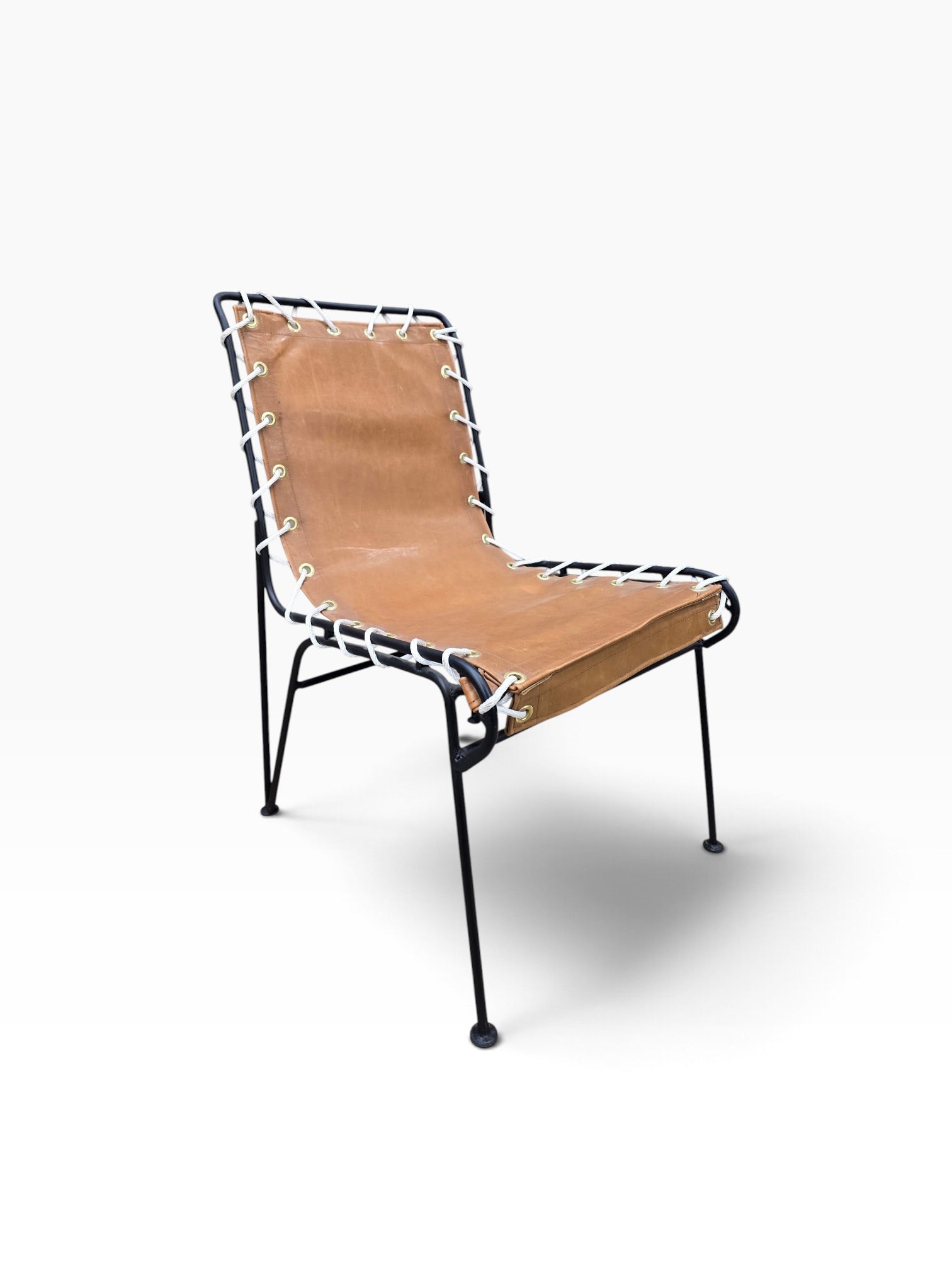 Pair of Pipsan Saarinen Swanson for Ficks Reed Sol-Air Lounge Chairs in Edelman Leather