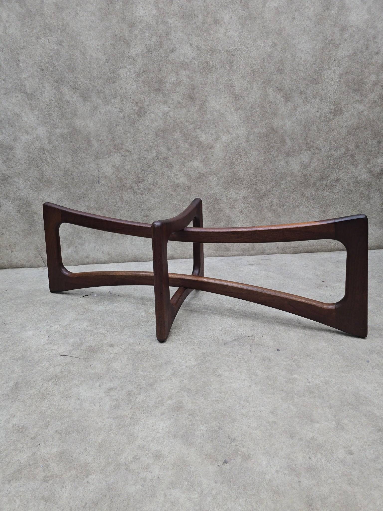 Mid Century Modern Adrian Pearsall Style Bowtie Oval Glass Top Coffee Table