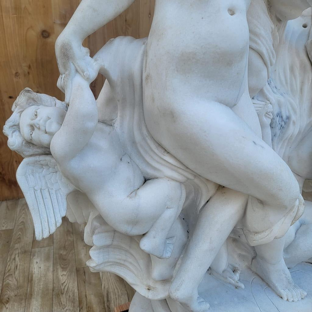 Antique Italian White Carrara Marble Sculpture After "Toilette De Vénus" After Louis-Simon Boizot