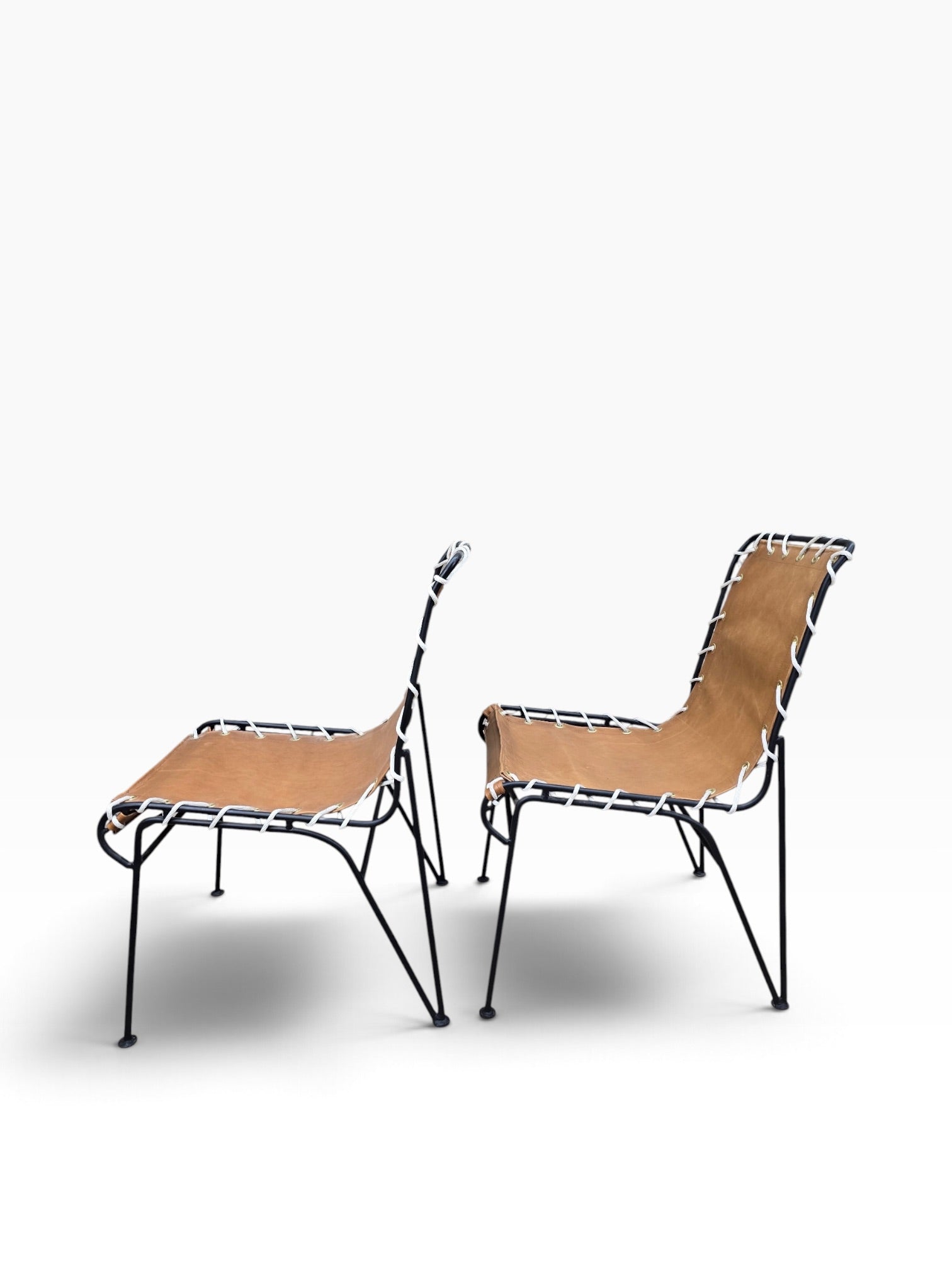 Pair of Pipsan Saarinen Swanson for Ficks Reed Sol-Air Lounge Chairs in Edelman Leather