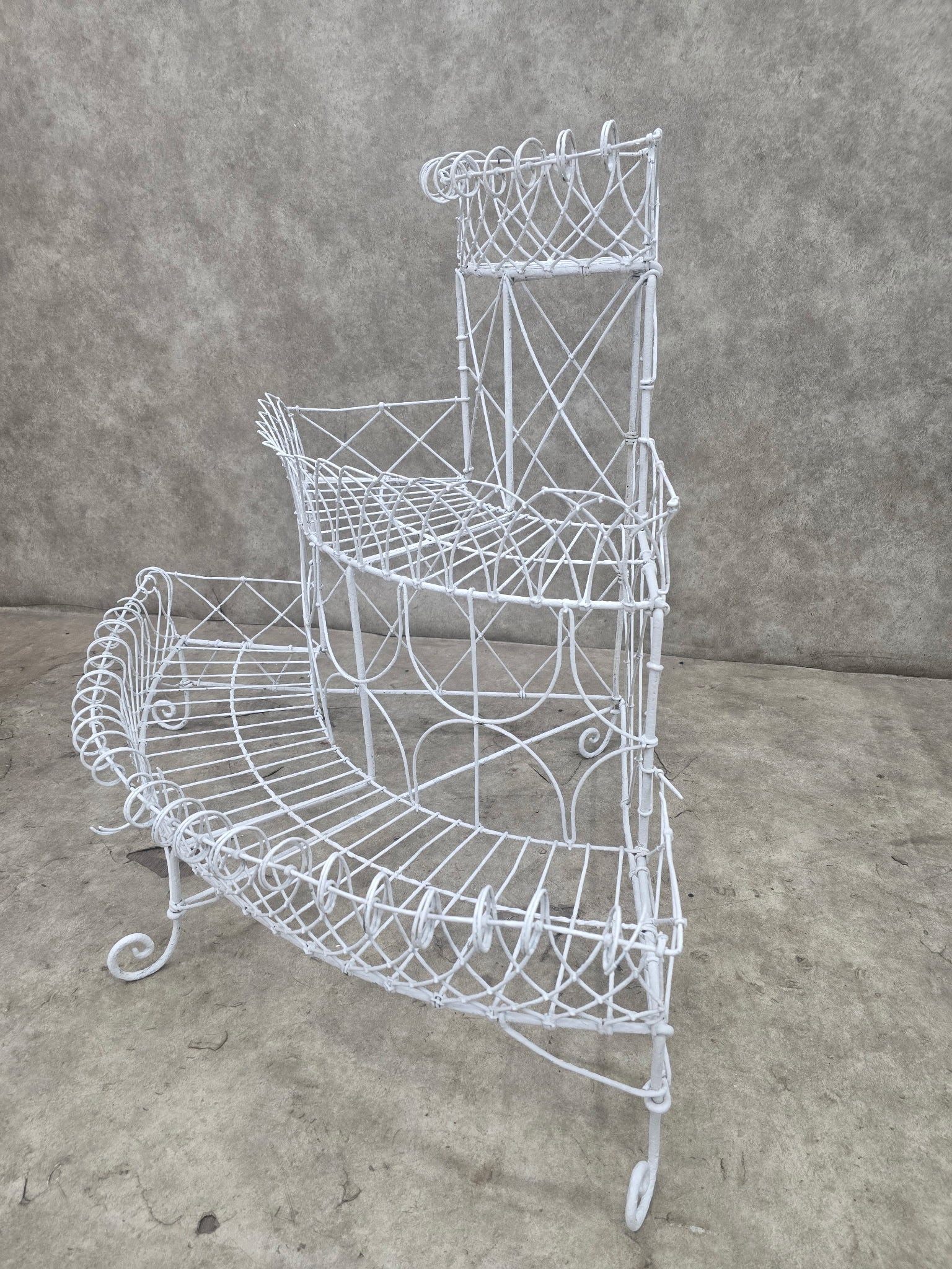 Vintage Victorian Style White Wire Garden Corner Shelf Display Stand