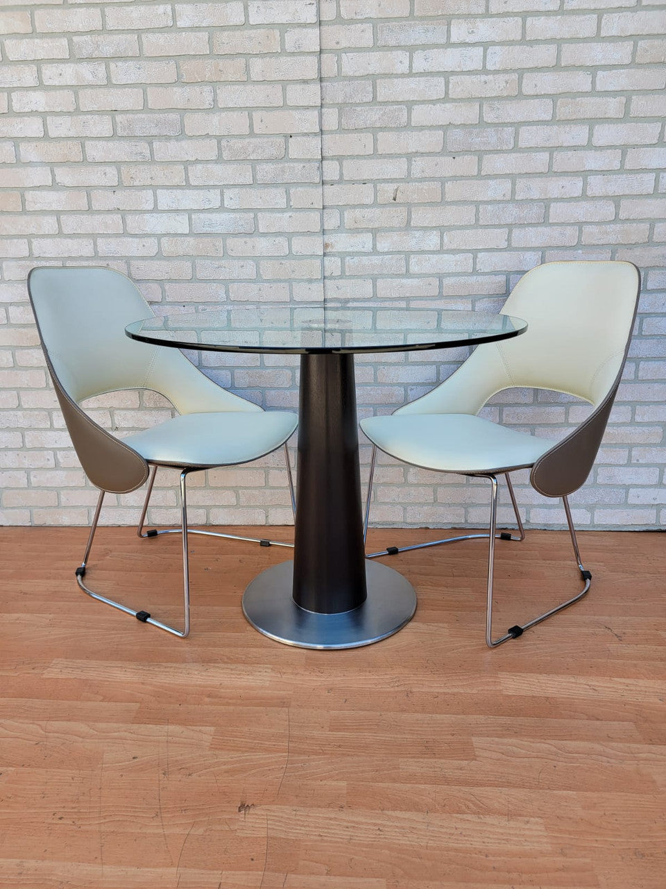 Modern Leather Chairs by Roberto Lazzeroni with Gallotti & Radice Ra Fx Dining Table
