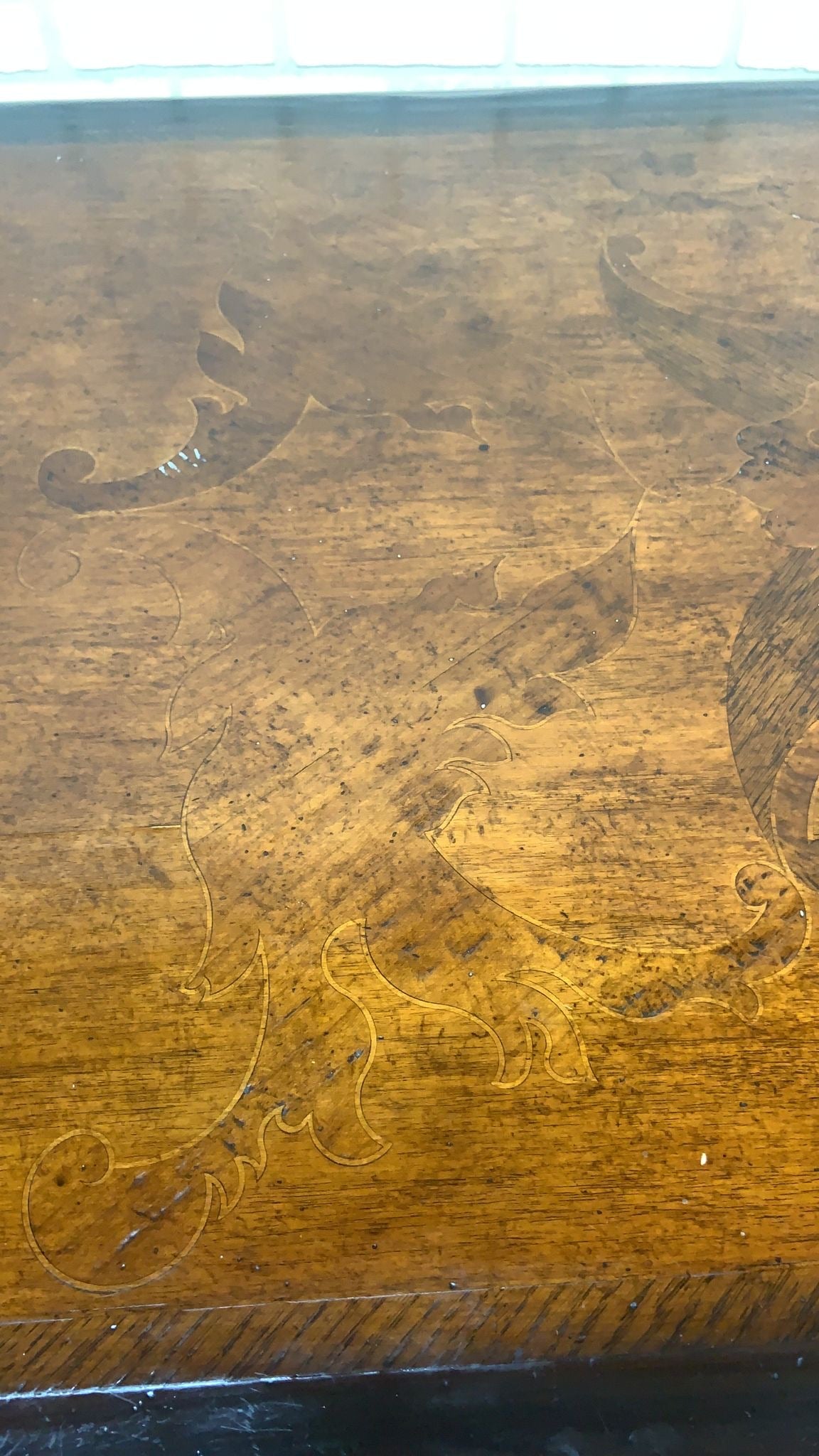 Marchetti – Hand Made in Italy Inlaid Walnut Extending Dining Table