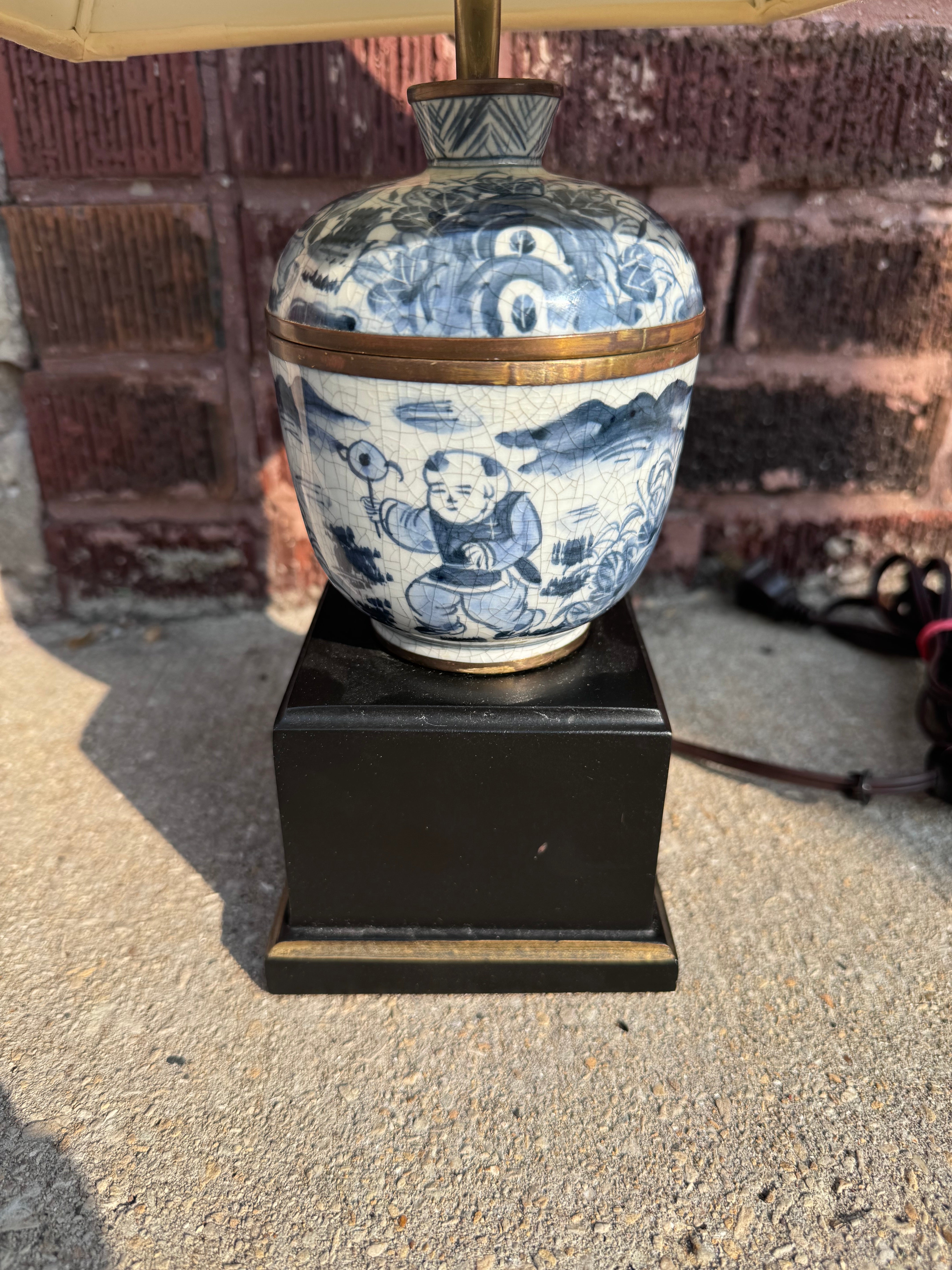 Antique Porcelain Blue and White Storage Bowl Table Lamp