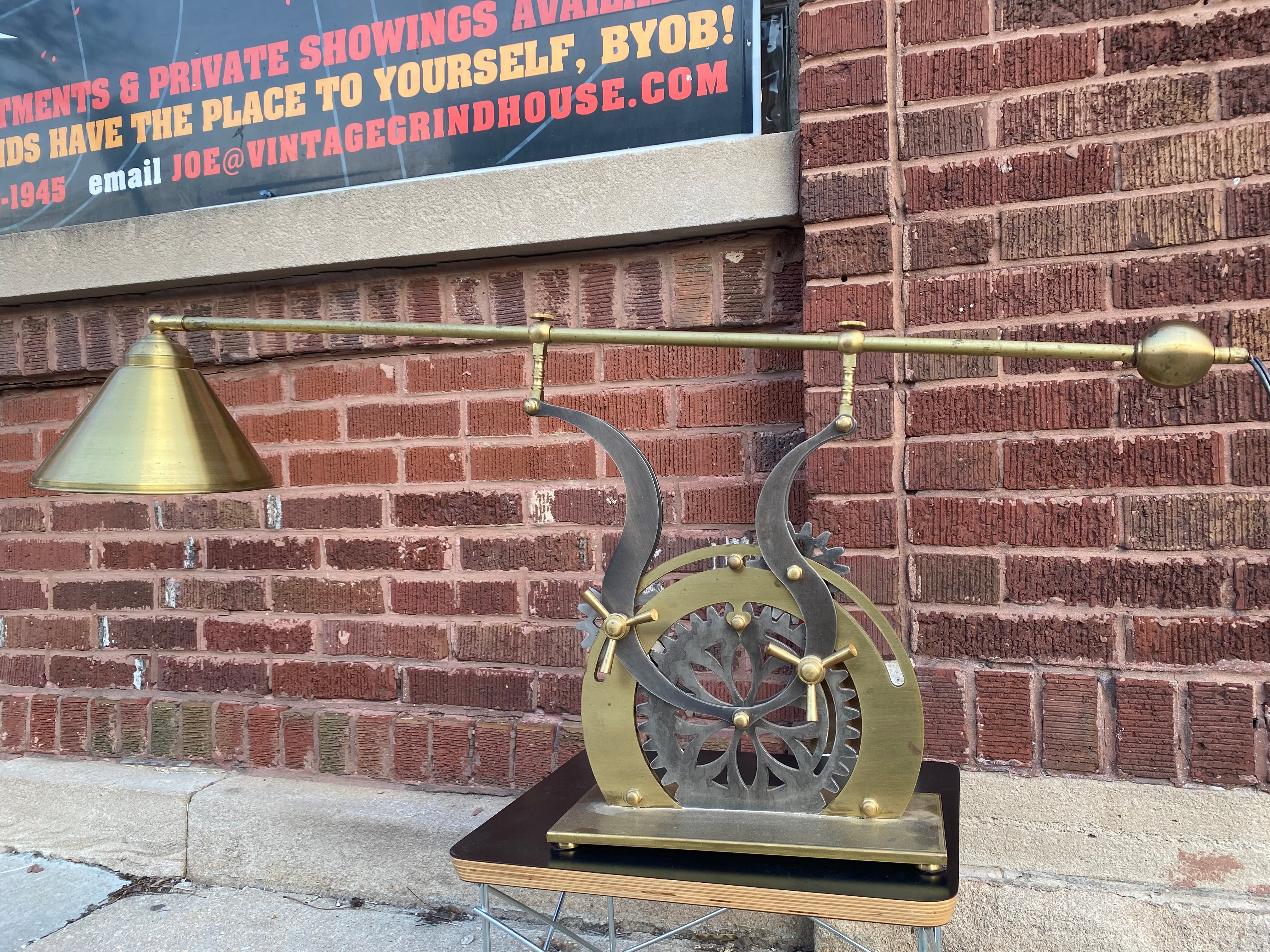 Vintage Industrial Steampunk Rotating Gear Adjustable Brass Table Lamp