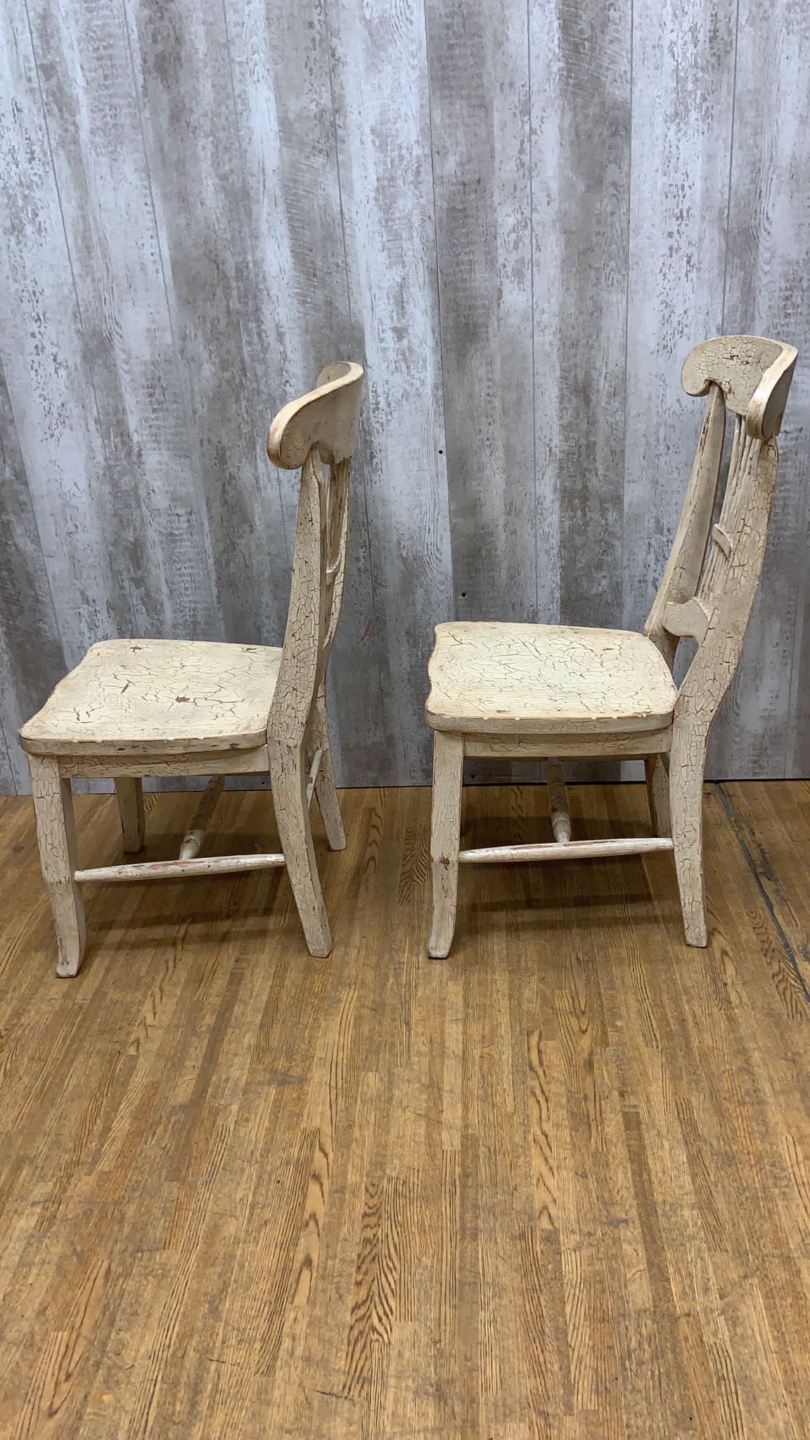 Vintage Farmhouse Style Distressed Dining Chairs - Set of 5