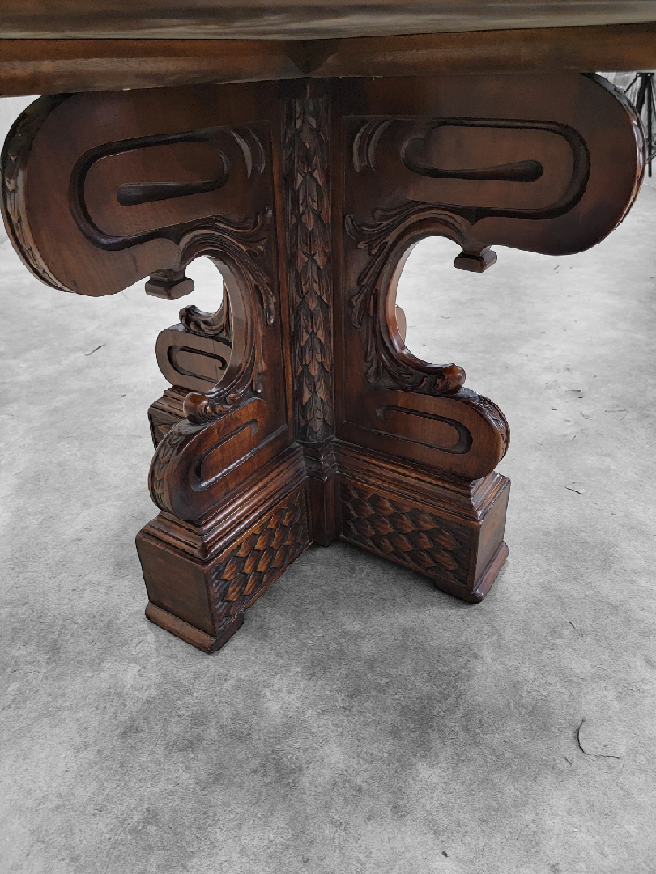 Antique Italian Baroque Style Finely Carved Ornate Mahogany Octagonal Center/Library Table
