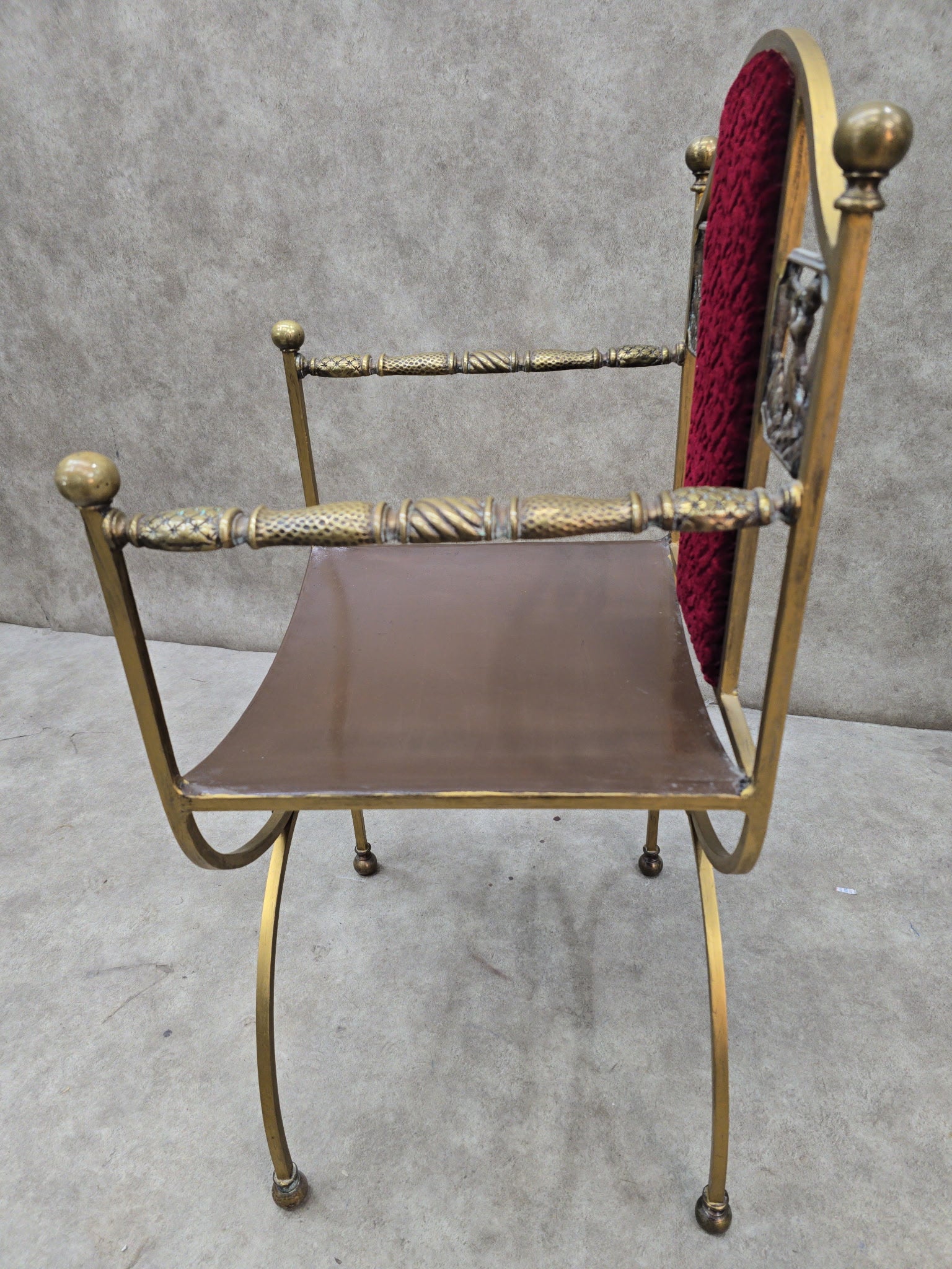 Antique Art Deco Oscar Bruno Bach Finely Detailed Bronze Savonarola Chair