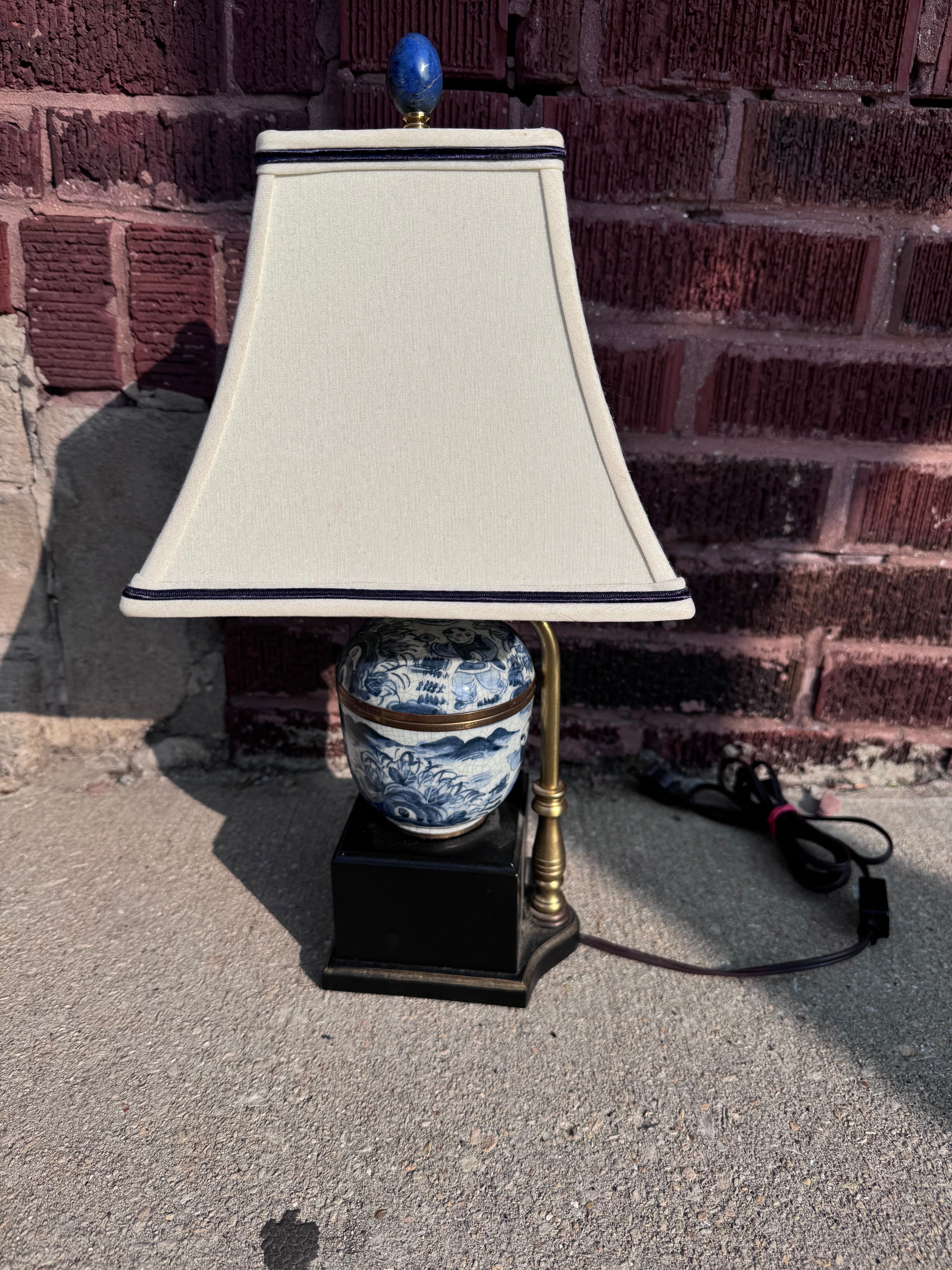 Antique Porcelain Blue and White Storage Bowl Table Lamp