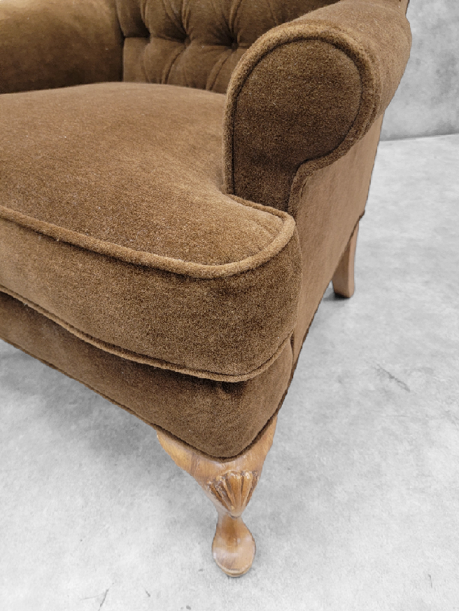 Vintage Henredon Wingback Tufted Back Lounge Chairs Newly Reupholstered in Dark Camel Alpaca Mohair - Pair