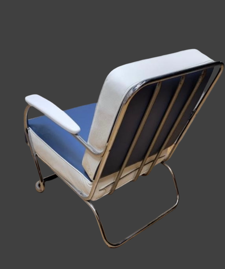 Art Deco Mucke-Melder Tubular Steel Lounge Chair Newly Upholstered in Leather