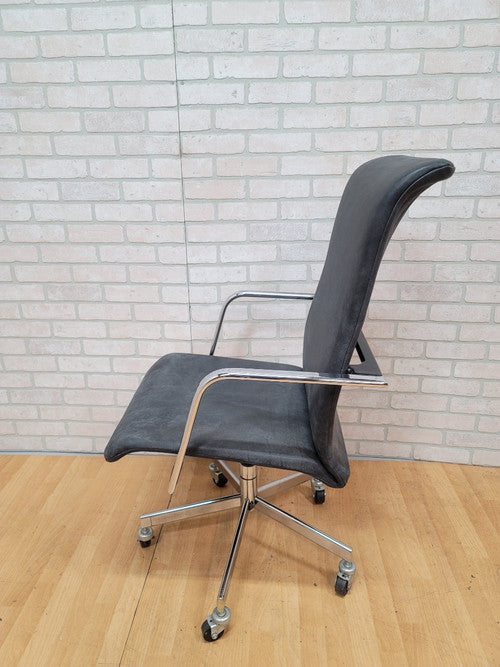 Mid Century Modern Peter Protzman for Herman Miller High Back Swivel Office Chair on Casters Newly Upholstered