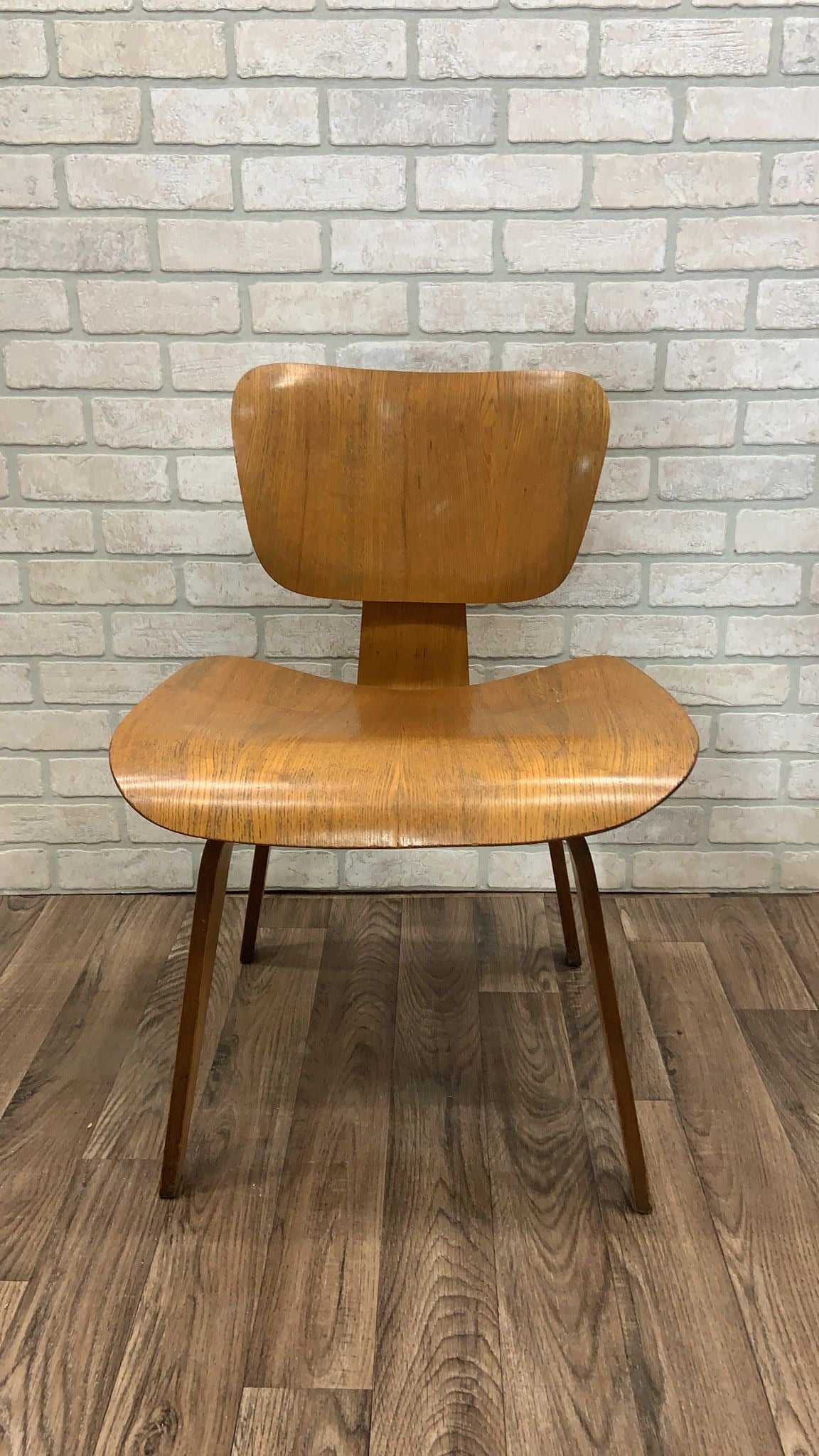 Mid Century Modern Early Eames Style Screw Configuration Bentwood LCW Lounge Chair