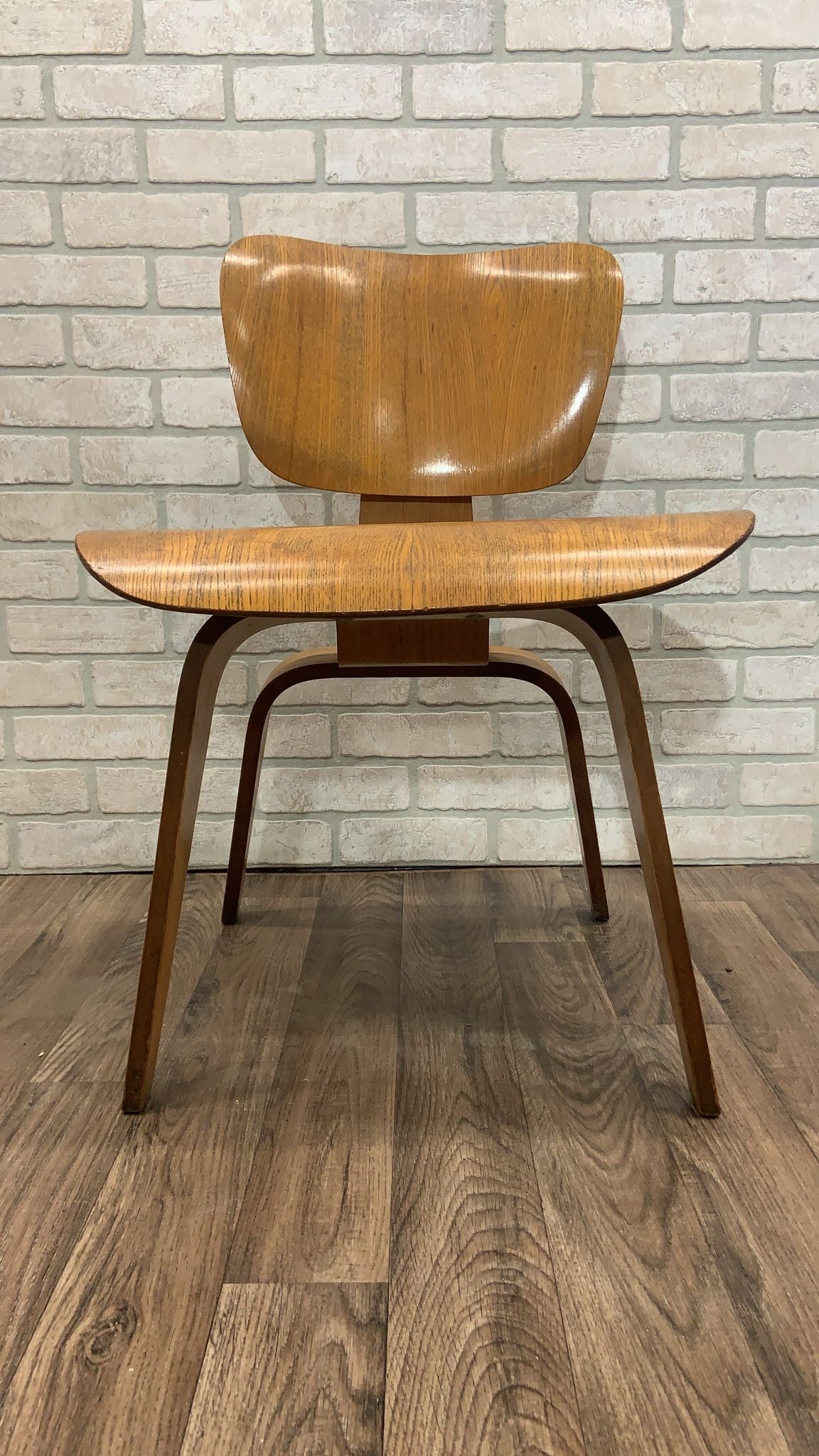 Mid Century Modern Early Eames Style Screw Configuration Bentwood LCW Lounge Chair
