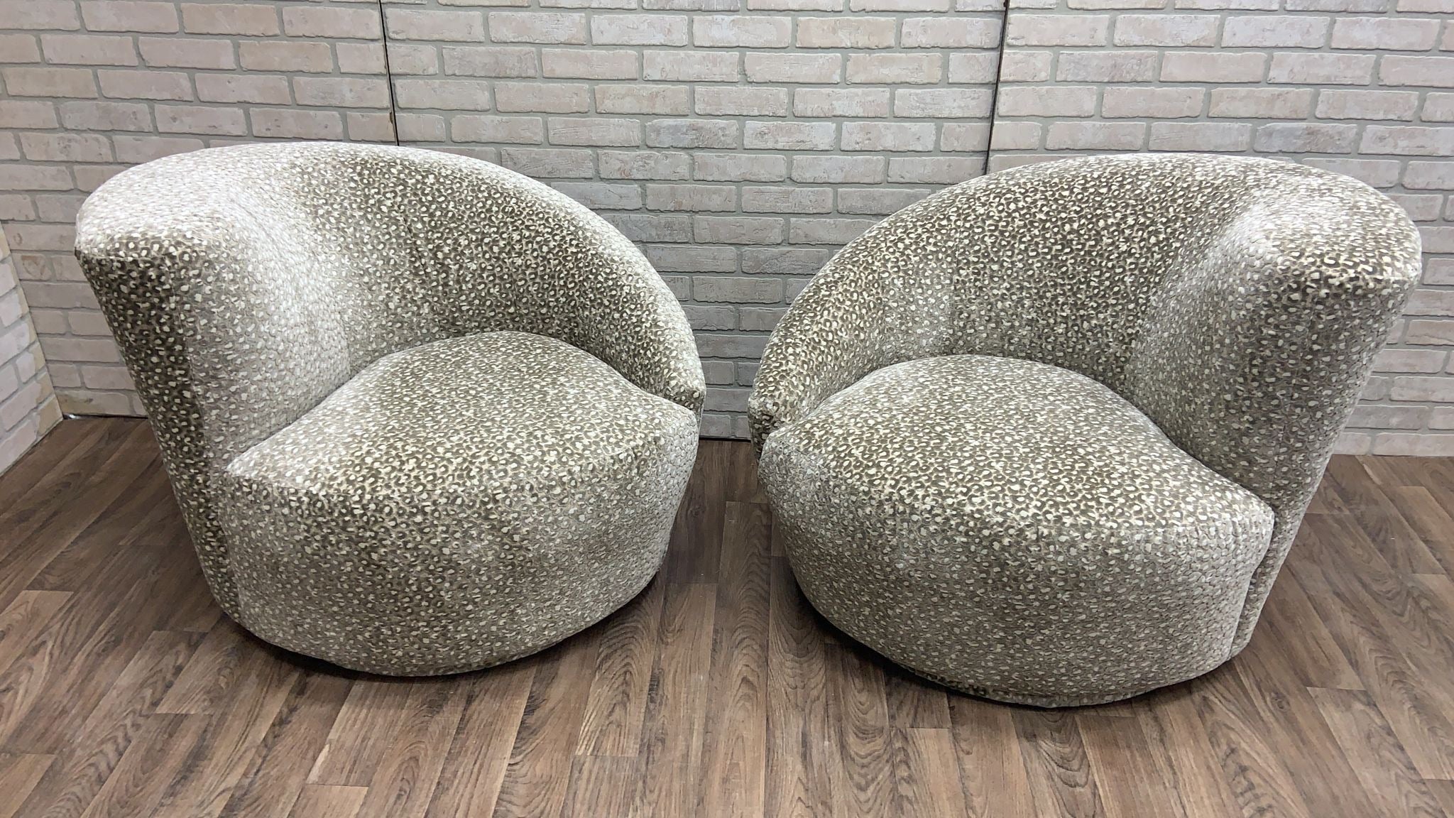 Mid Century Modern Vladimir Kagan Style Asymmetrical Swivel “Nautilus” Weiman Lounge Chairs - Pair
