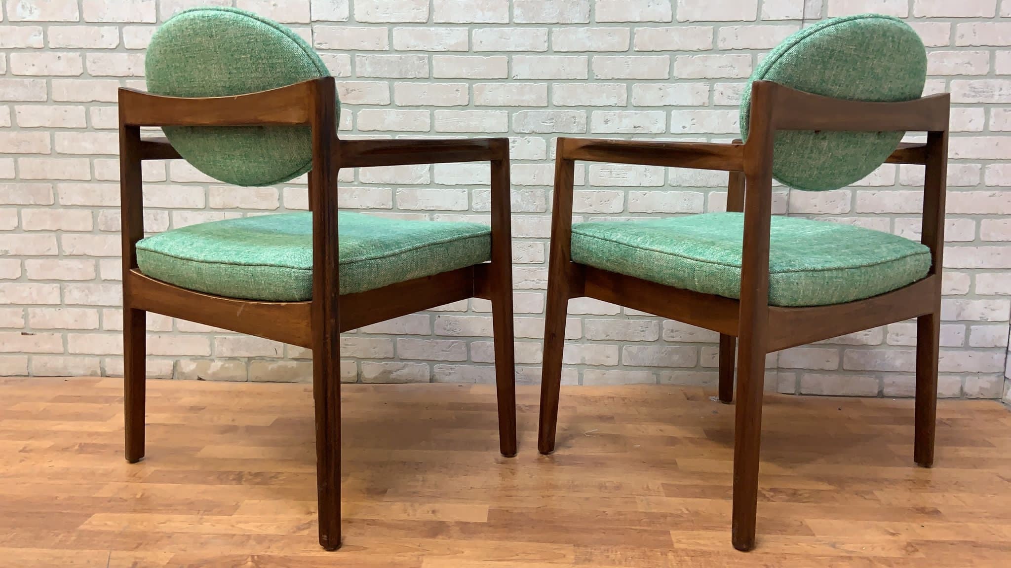 Mid Century Modern Oval-Back Armchairs by Jens Risom Newly Reupholstered in Green Fabric - Pair