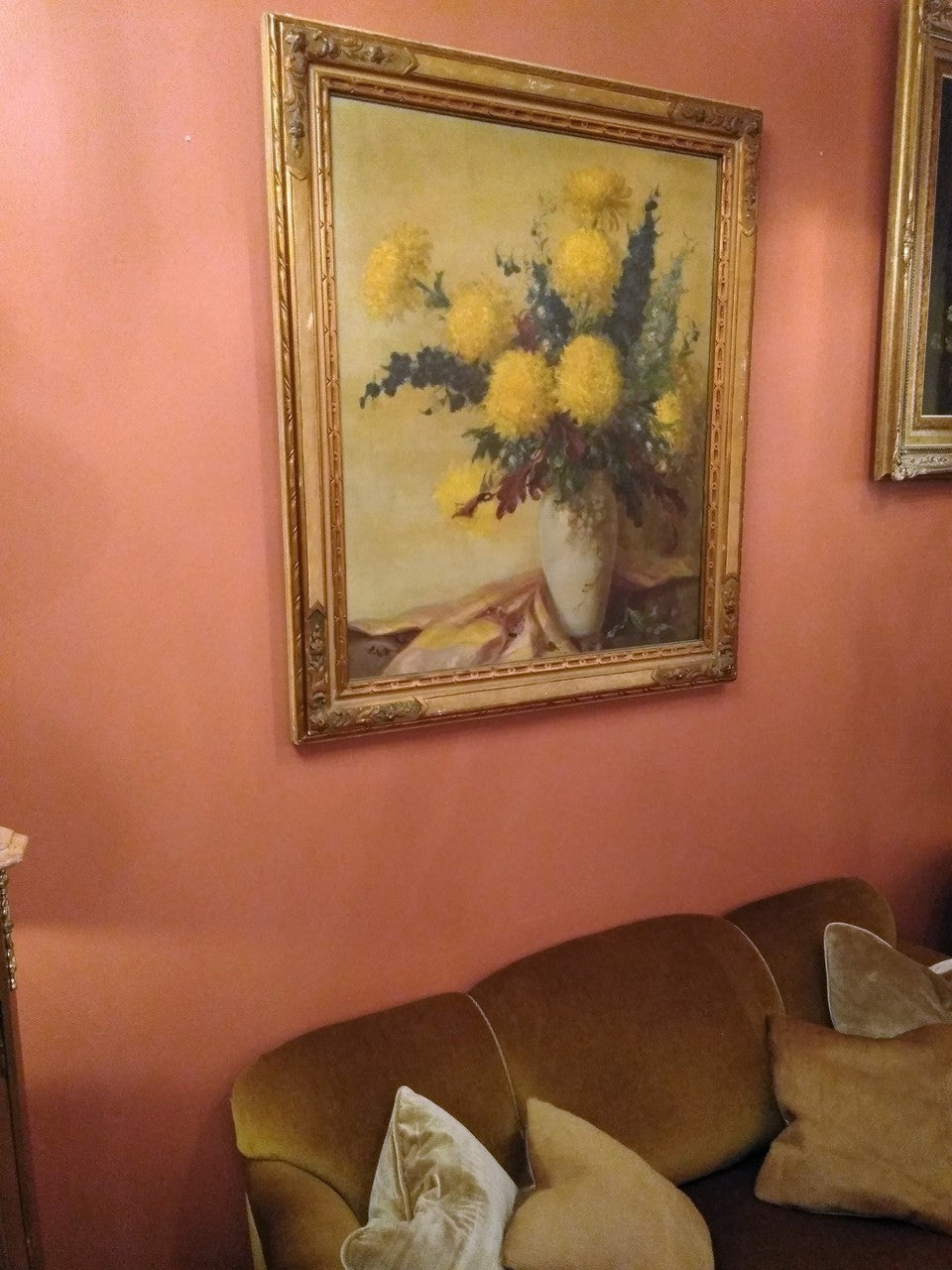 Vintage Floral Still Life Oil Painting in Ornate Gold Frame