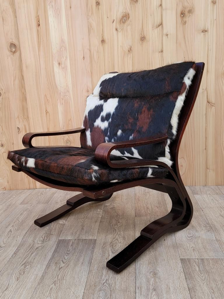 Danish Modern Rosewood Siesta Lounge Newly Upholstered in a Multicolored Brazilian Cowhide