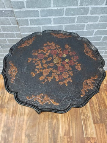 Maitland Smith English Victorian Hand Painted Lacquered Paper Mache Pie-Crust Table