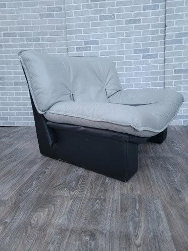 Nicoletti Salotti Italian Mid Century Modern Gray w/ Black Leather Lounge Chair