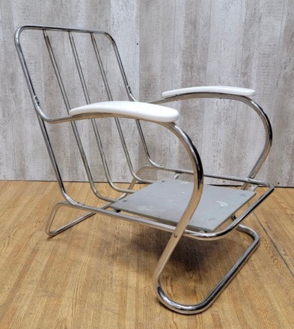 Art Deco Mucke-Melder Tubular Steel Lounge Chair Newly Upholstered in Leather