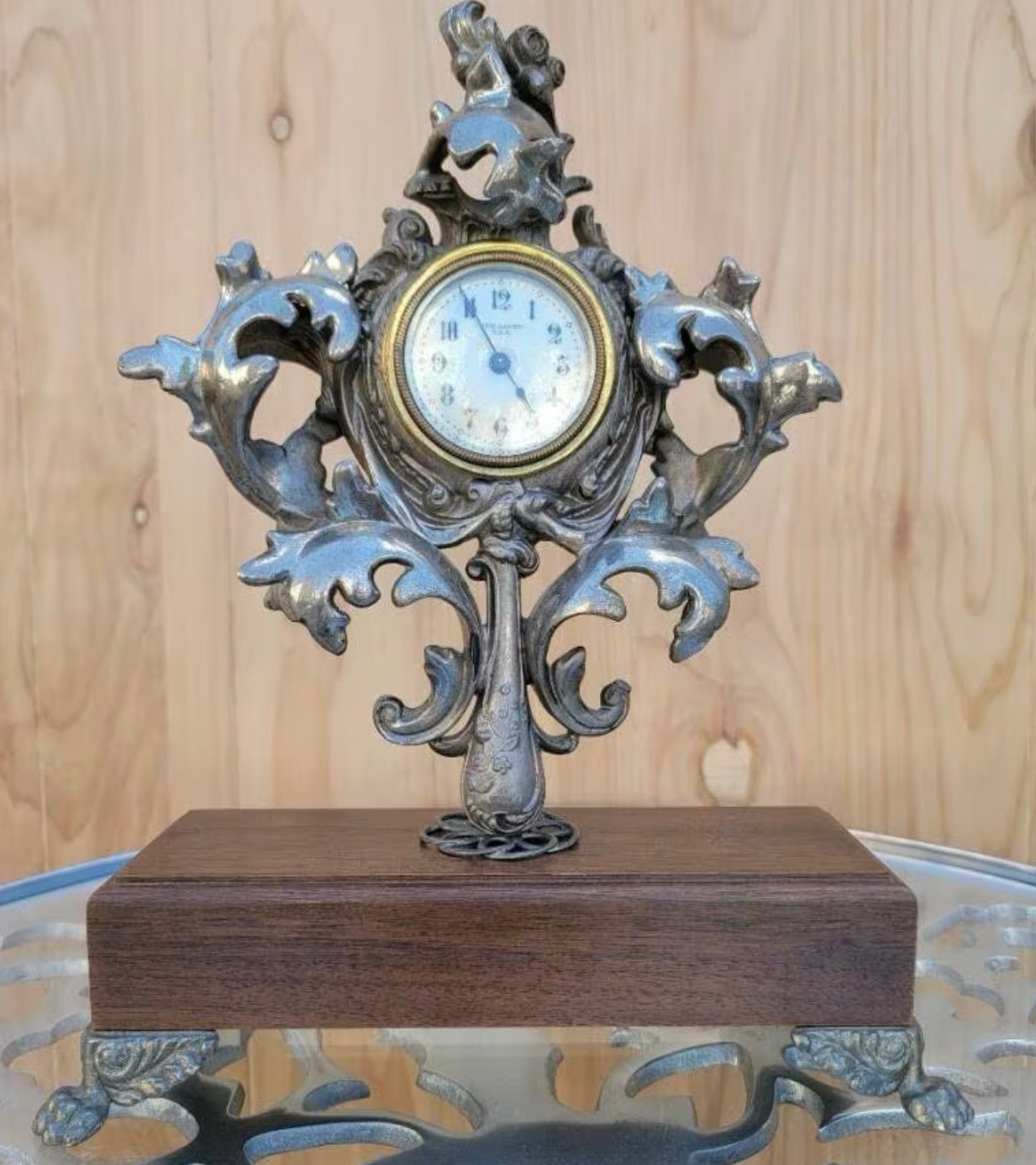 Vintage Art Deco Sculpted Silver New Haven Collectible Desk/Mantel Clock