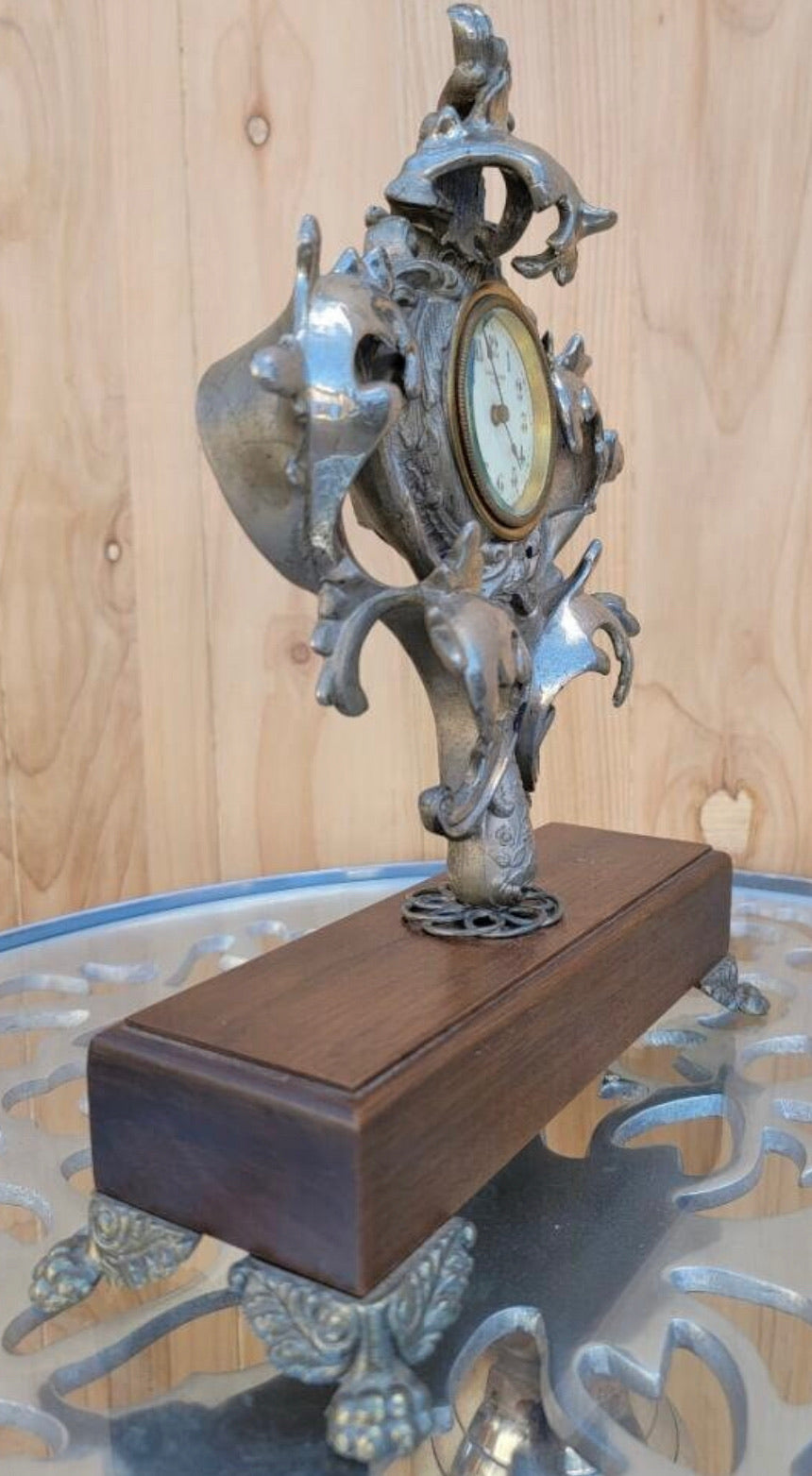 Vintage Art Deco Sculpted Silver New Haven Collectible Desk/Mantel Clock