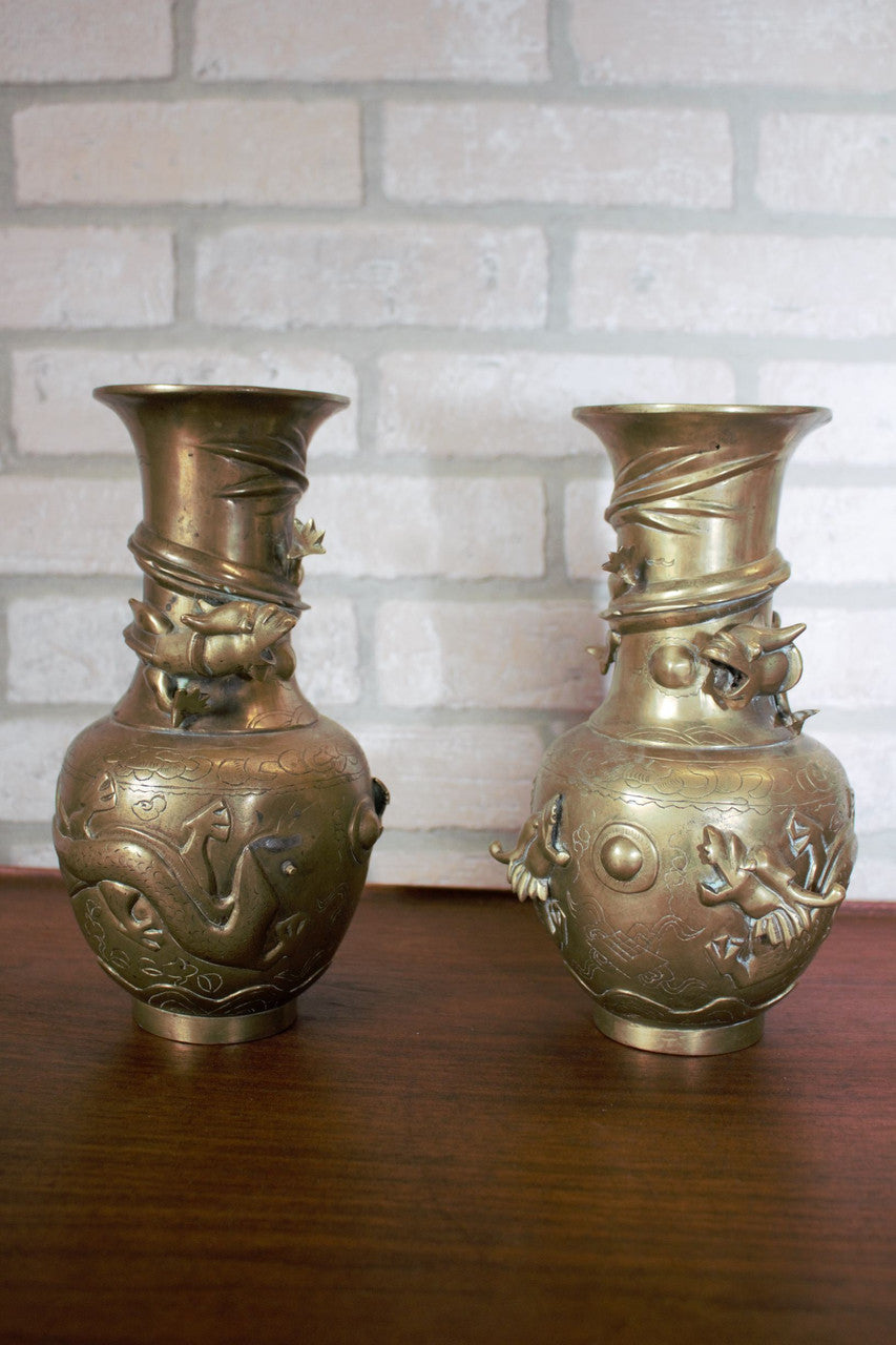 Chinese 5 Claws Royal Dragons Sculpted Vase - Pair