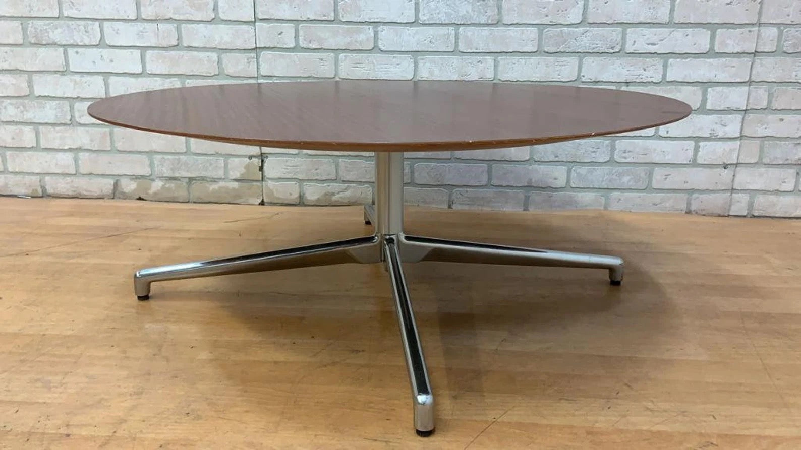 Mid Century Modern Herman Miller Style Round Wood Coffee Table with Chrome Legs